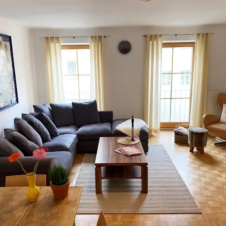Hotel.pension.golingen מלון 3*