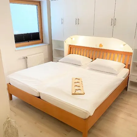 Hotel.pension.golingen מלון גולינג אן דר זלצאך