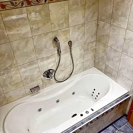 Hotel.pension.golingen גולינג אן דר זלצאך