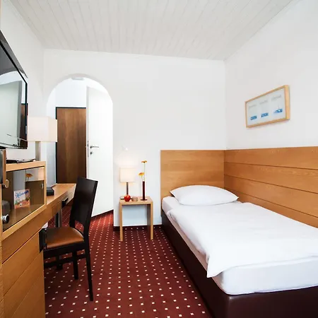 Hotel.pension.golingen גולינג אן דר זלצאך