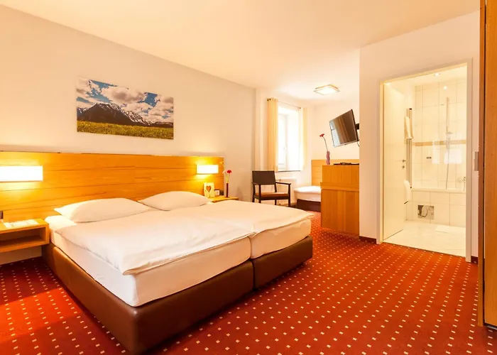 Hotel.pension.golingen 3*